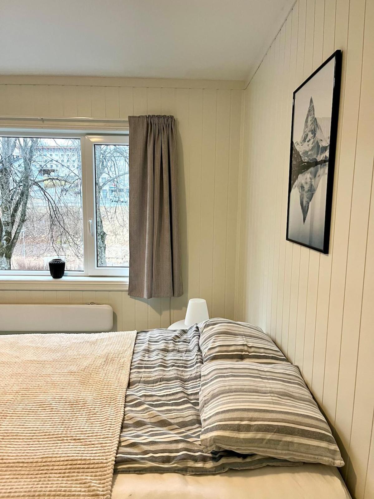 Apartment In The Heart Of Andalsnes Ngoại thất bức ảnh