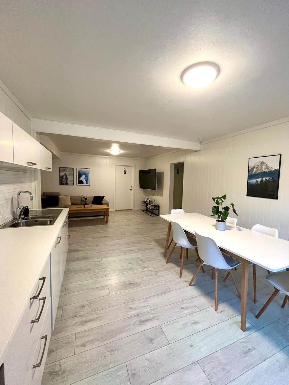 Apartment In The Heart Of Andalsnes Ngoại thất bức ảnh